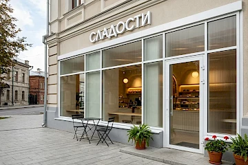 Двери для кафе и ресторанов