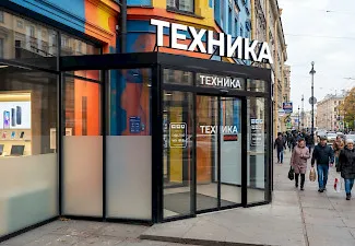 Стеклянные двери в торговых центрах — фото 11