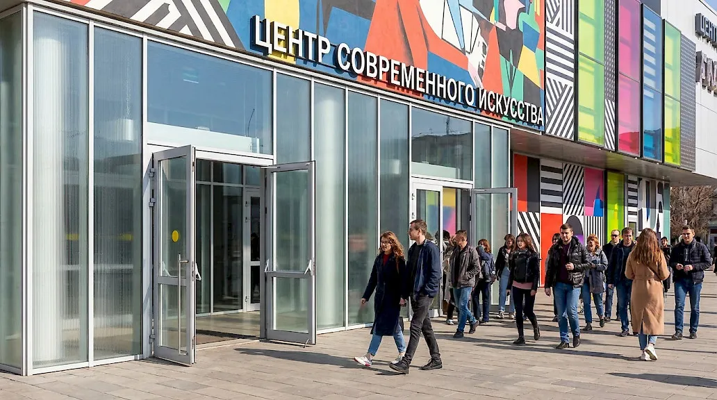 Двойные алюминиевые двери 1
